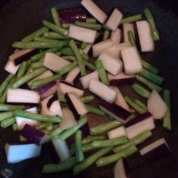 茄瓜宝宝可以吃吗,茄瓜宝宝适宜添加辅食的年龄与营养分析