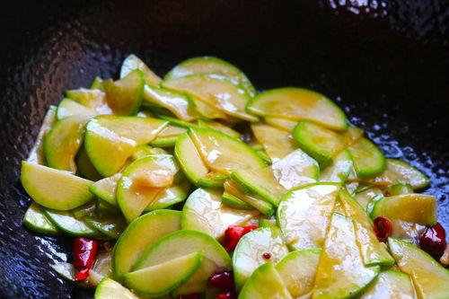 入冬吃瓜,入冬吃瓜的甜蜜时光