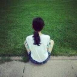 情侣背影吃瓜视频,情侣吃瓜视频引发网友热议